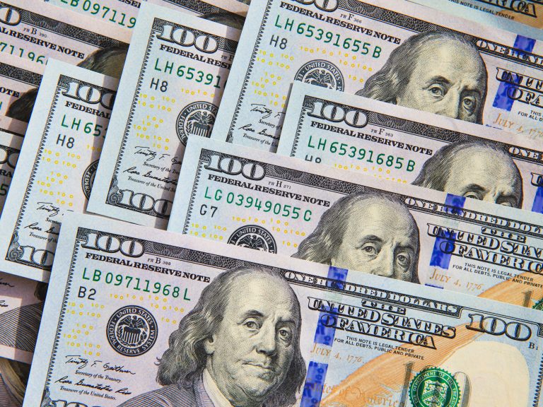 Where Do Millionaires Invest Their Cash to Keep It Safe?