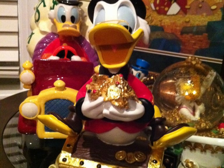 Scrooge McDuck Figuring for the Office Collectibles Collection