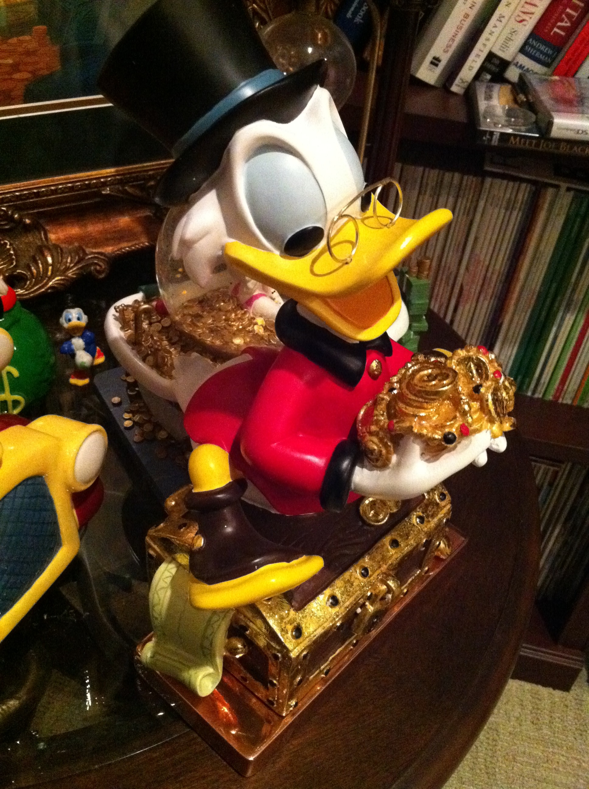 Sideview of Scrooge McDuck Figuring for the Office Collectibles Collection