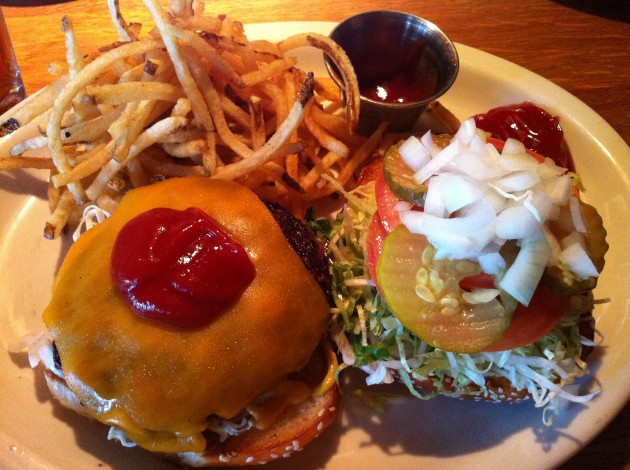 Cheeseburgers at Houston's Steakhouse in Kansas City