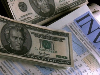 Questions for Investors and Their Investment Portfolio Questions for Investors and Their Investment Portfolio - Image © Jupiterimages/Photos.com/Thinkstock