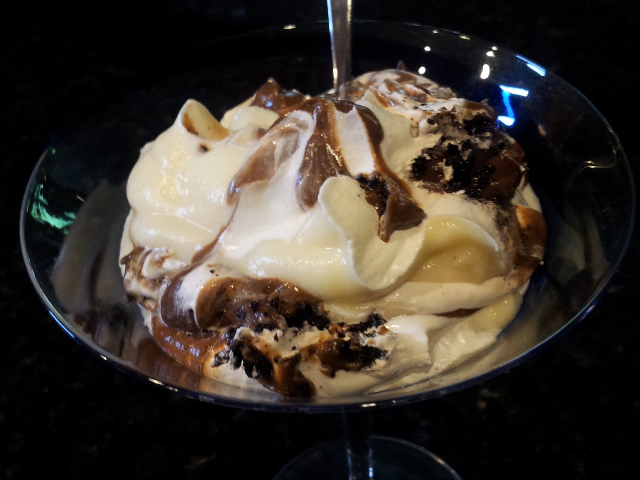 Oreo Pudding Layer Dessert White Chocolate and Milk Chocolate in Martini Glass