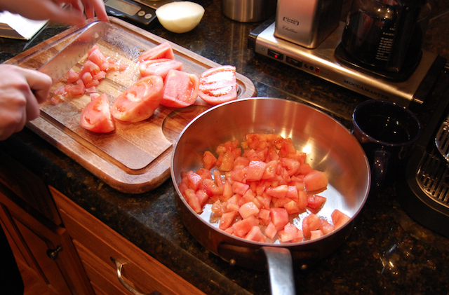 Creating Tomato Base for Tomato Onion and Butter Sauce