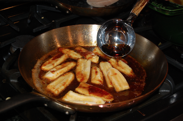 Jamaican Rum and Caramel Cooking Banana Slices