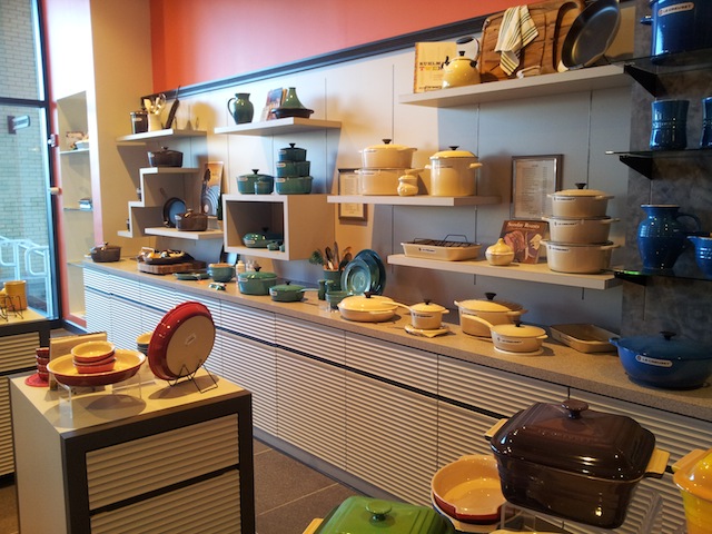 Le Creuset Leawood Kansas Store 3