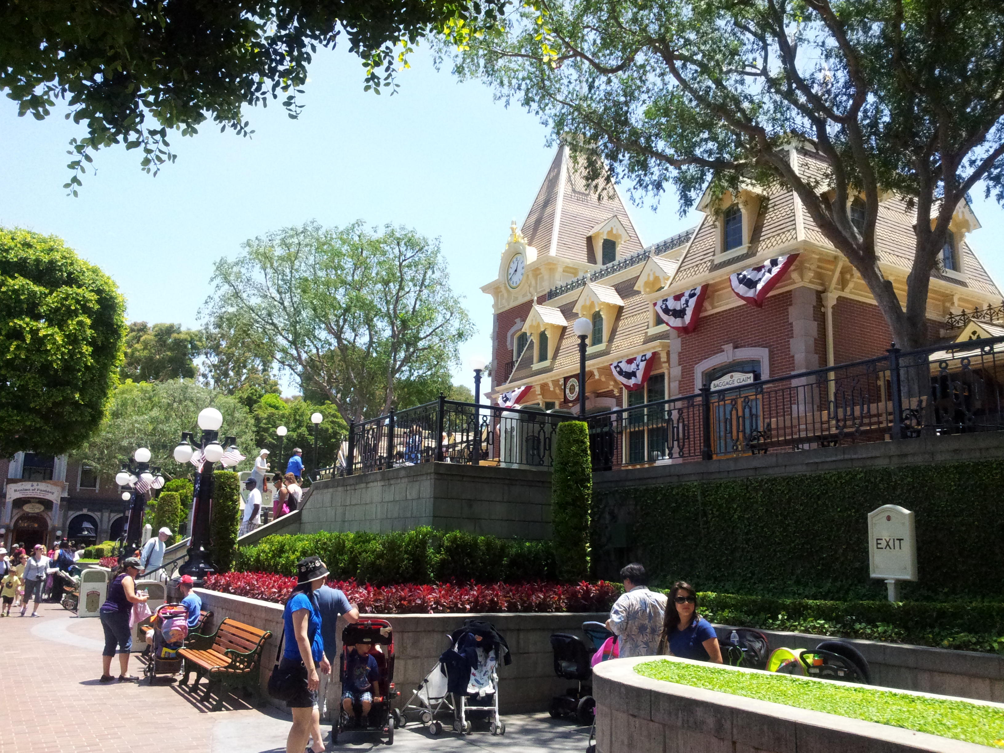 Disneyland Perfect Landscaping