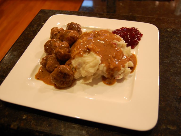 Swedish Meatballs with Lingonberry Sauce Swedish Meatballs with Lingonberry Sauce