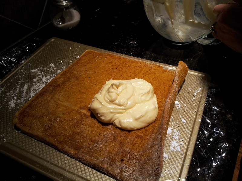 Pumpkin Spice Roll Cake Pumpkin Spice Roll Cake