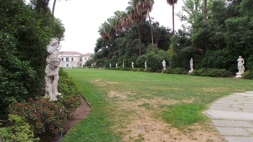 Huntington Pasadena Statues Lawn