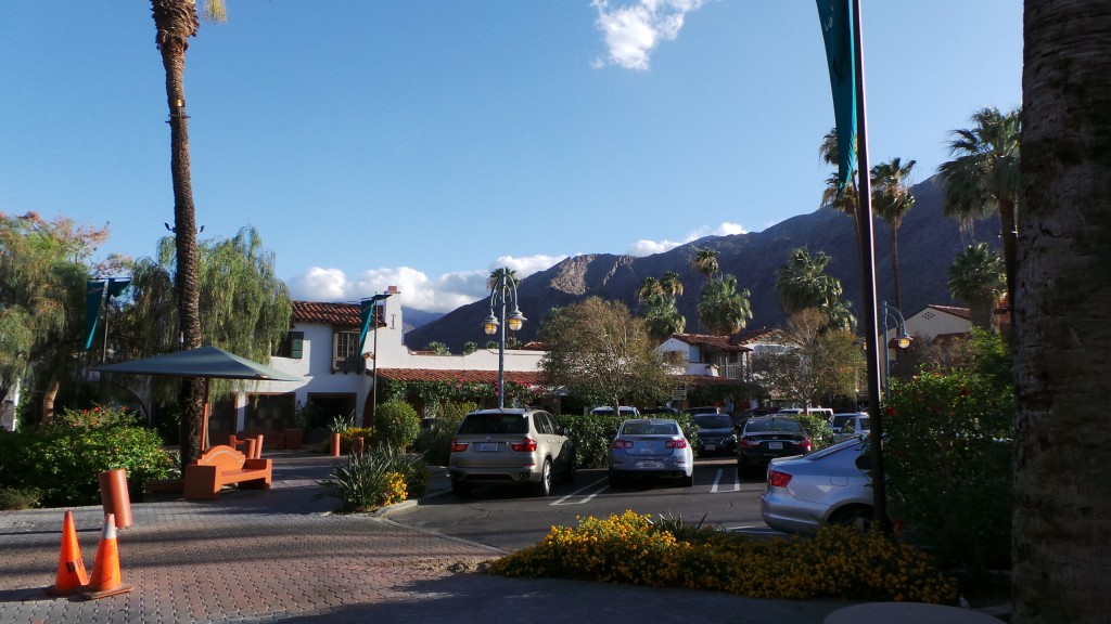 Walking Back to Shops after Bill's Pizza Palm Springs