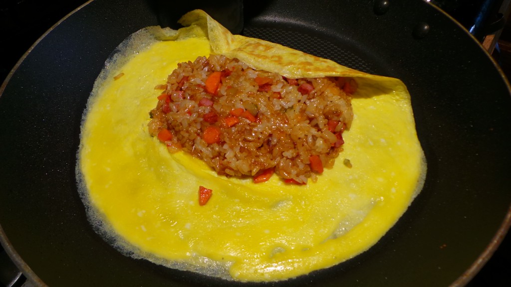  Omurice di riempimento dal principe sul tetto