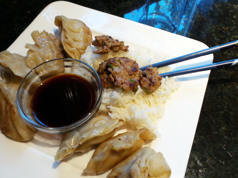 Japanese Gyoza with Spicy-Sauce