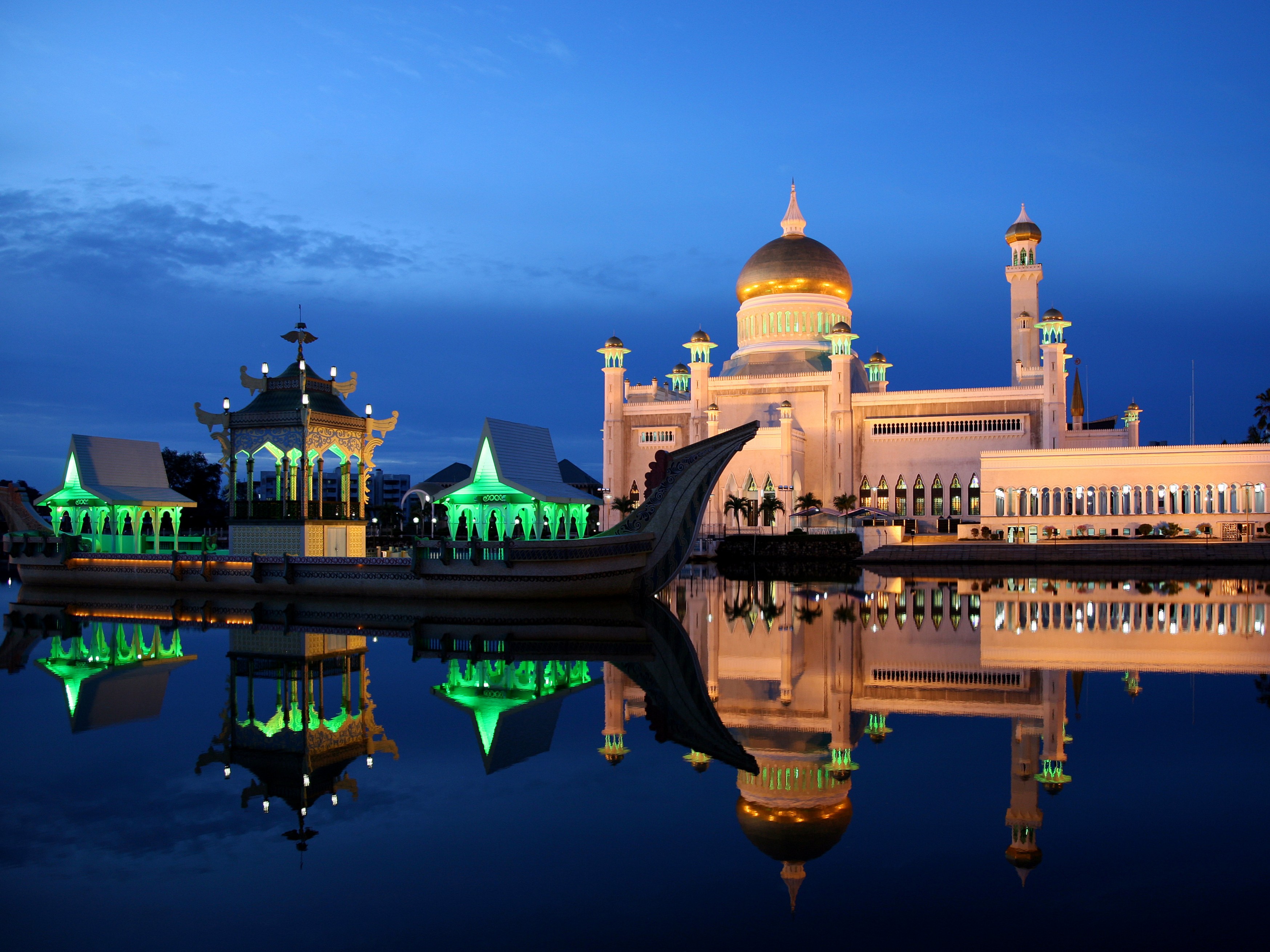 Sultan_Omar_Ali_Saifuddin_Mosque_02 Sultan_Omar_Ali_Saifuddin_Mosque_02