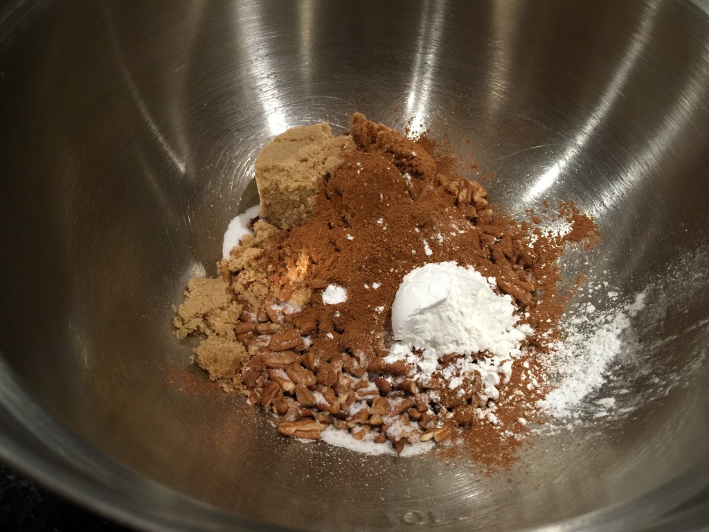 Cinnamon and Sugar Bowl for Caramel Pecan Apple Pie