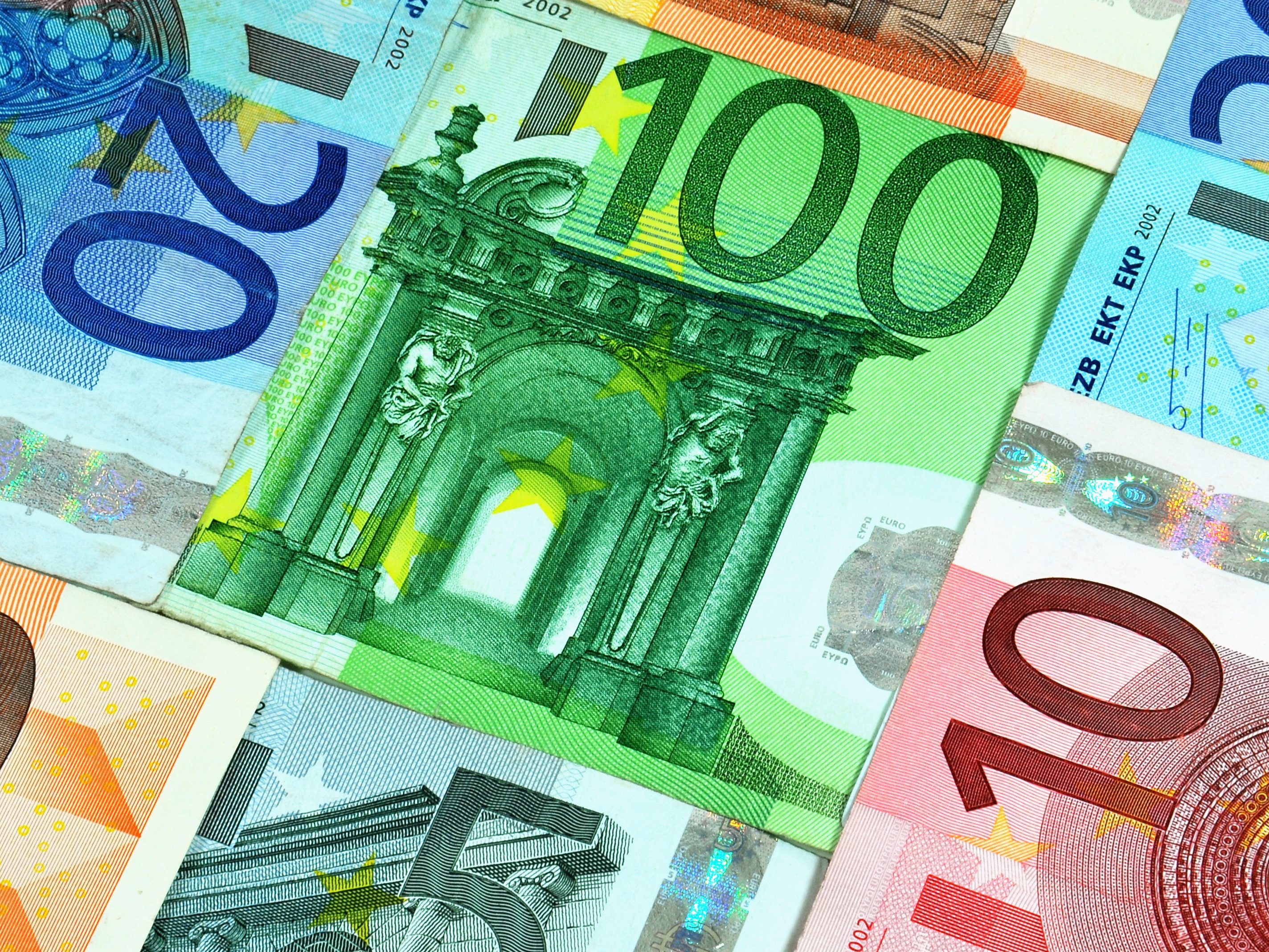 50-Year Maturity Sovereign Bonds in Euros