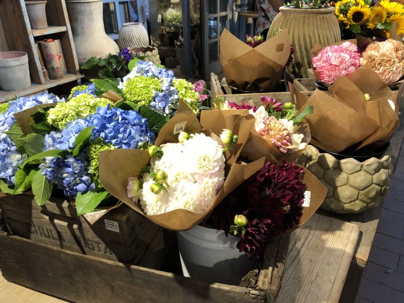 Roger's Gardens Newport Beach - Bouquets for Sale