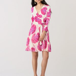 Diane von Furstenberg Clothing II Joshua Kennon Diane von Furstenberg Clothing II Joshua Kennon