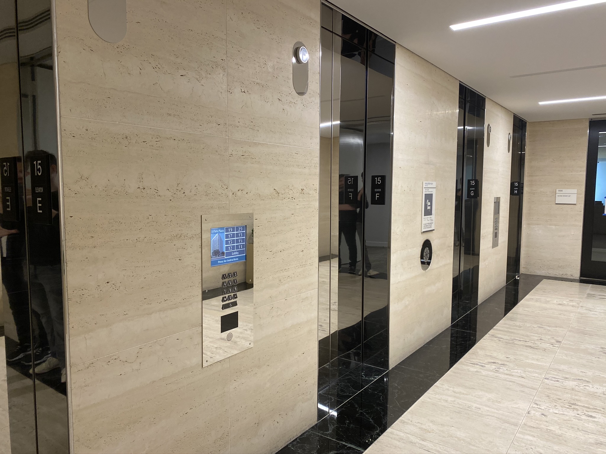 Kennon-Green & Co 15th Floor Elevator