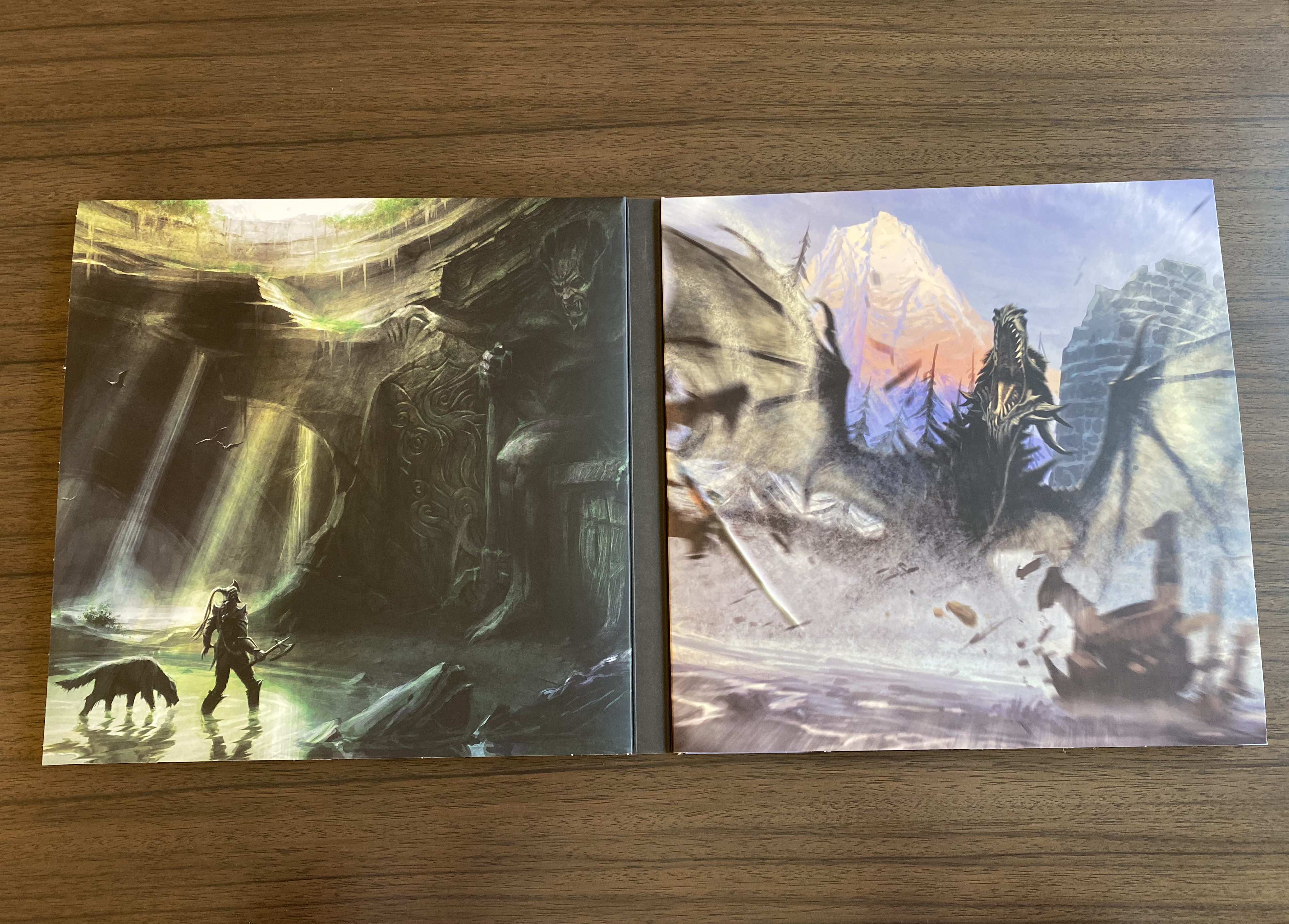 Kennon-Green Elder Scrolls V Skyrim Ultimate Edition Vinyl Box Set Sweet Roll Comic Con Limited LP - Inside 3 and 4