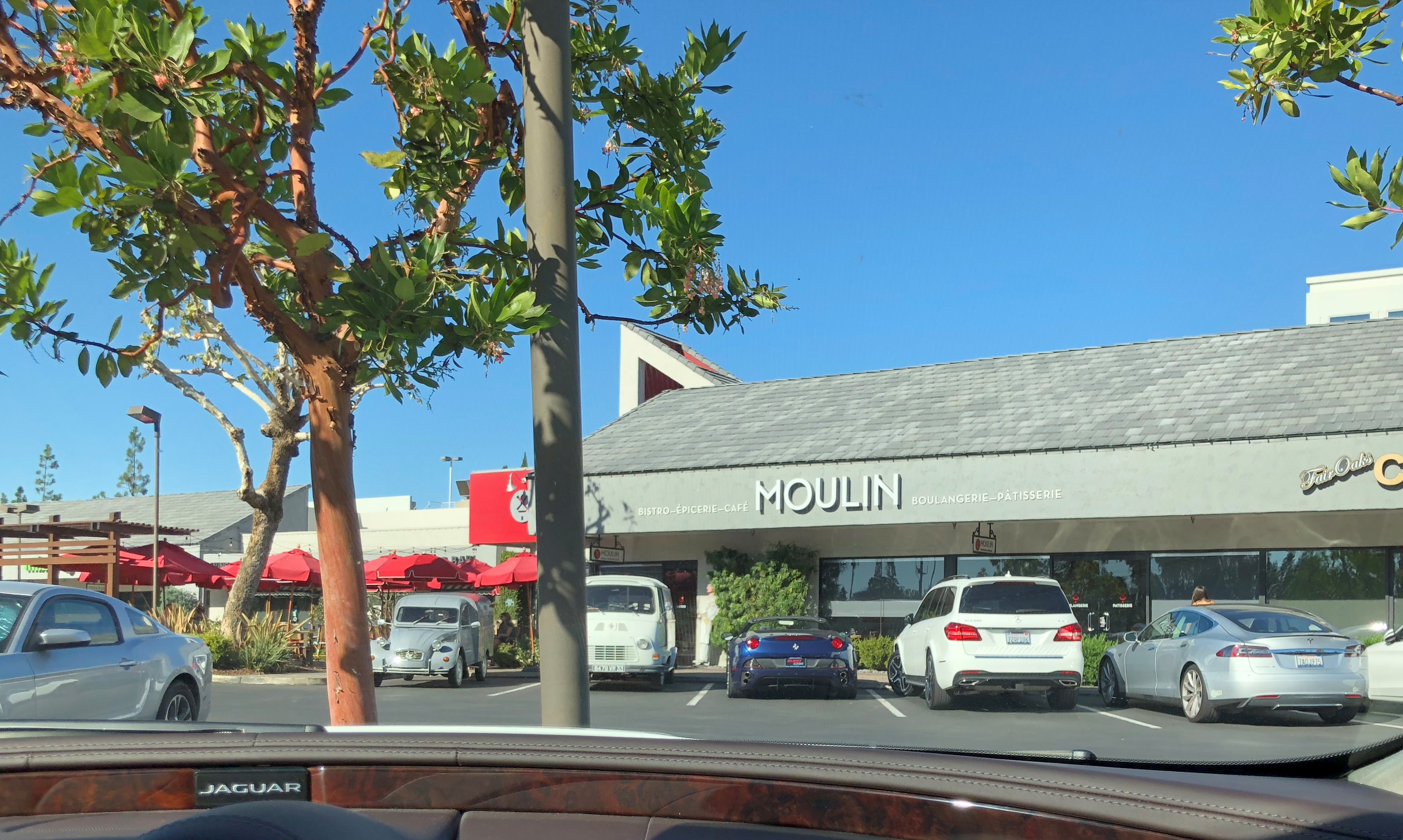Moulin in Newport Beach on October 19th, 2018